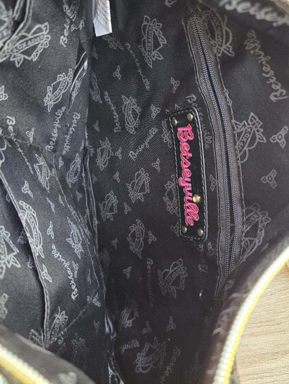 VINTAGE Betseyville by Betsey Johnson Neon Snakeskin Hobo Bag ⚡️ - Picture 7 of 13